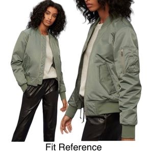 Aritzia Wilfred Free Avion Bomber Jacket Grey Size Large